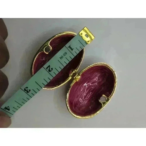 Stauer Necklace, Matching Red & Gold Heart Design Collectible Egg stand EUC gift - Picture 4 of 9